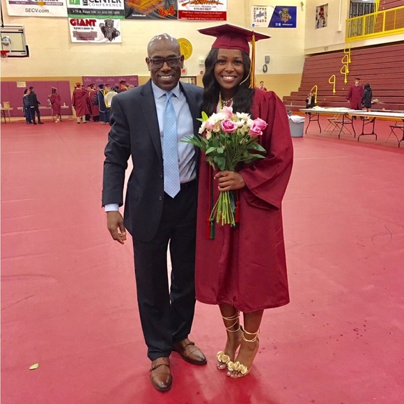 Meet your Posher, Kenneth - Picture 1 of 17